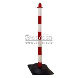 Poteau PVC sur socle